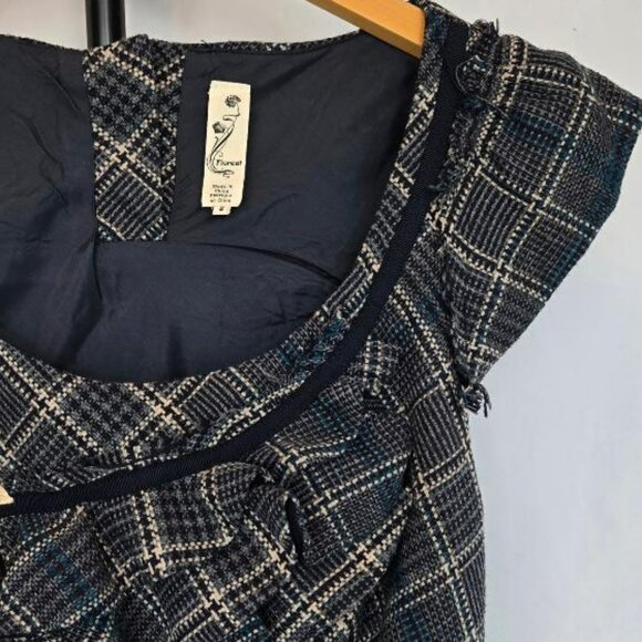 Cap Sleeve Floreat Plaid Dress - Picture 9 of 10